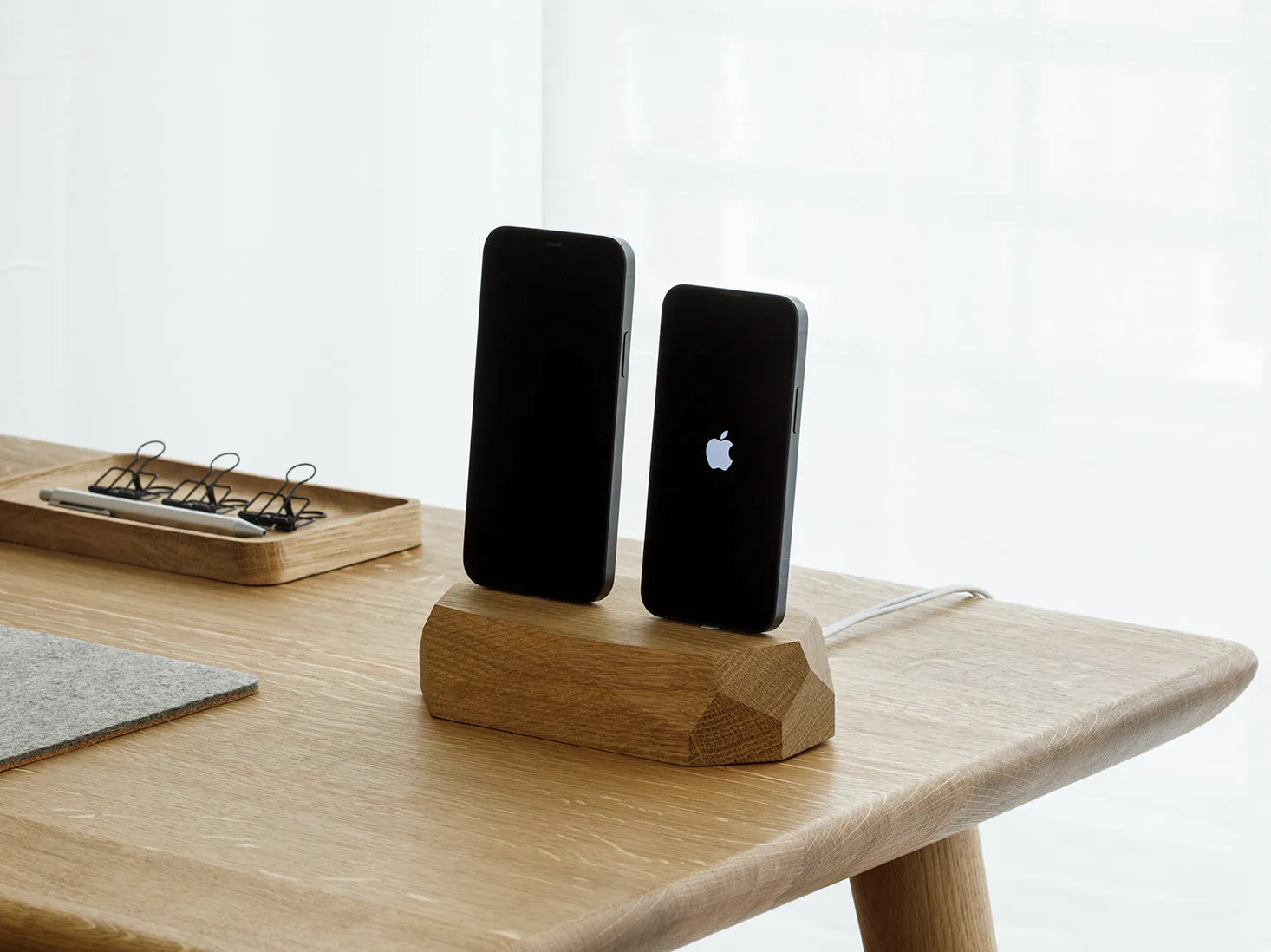 Dual Dock (USB-A)