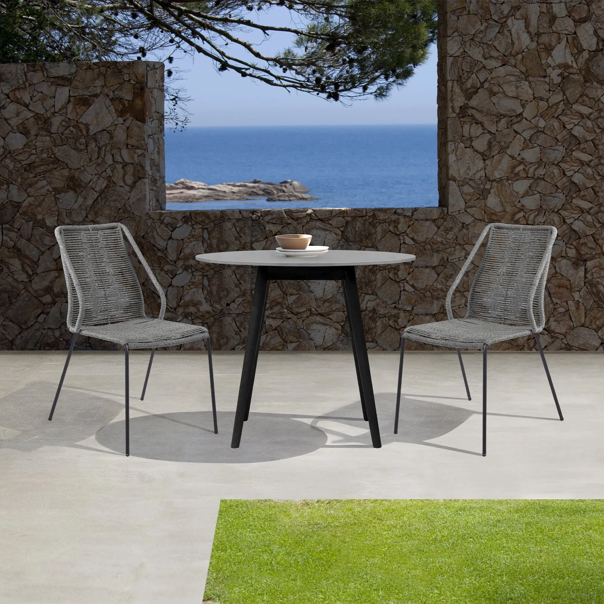 Kylie & Clip Outdoor Dining Set