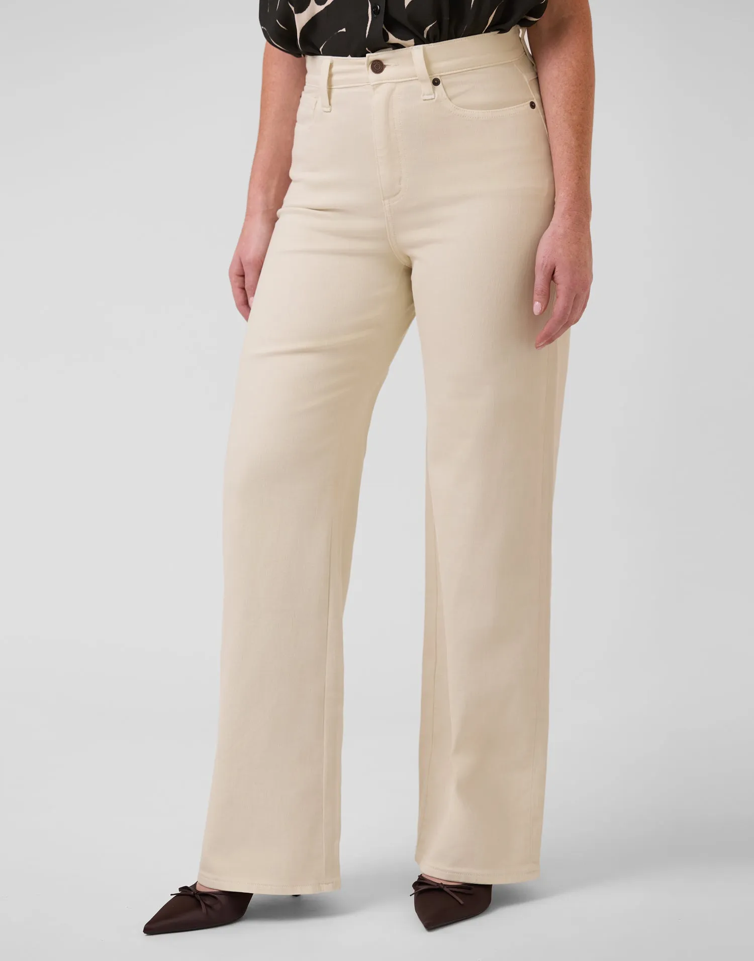 LILY WIDE LEG JEANS / MARBELLA