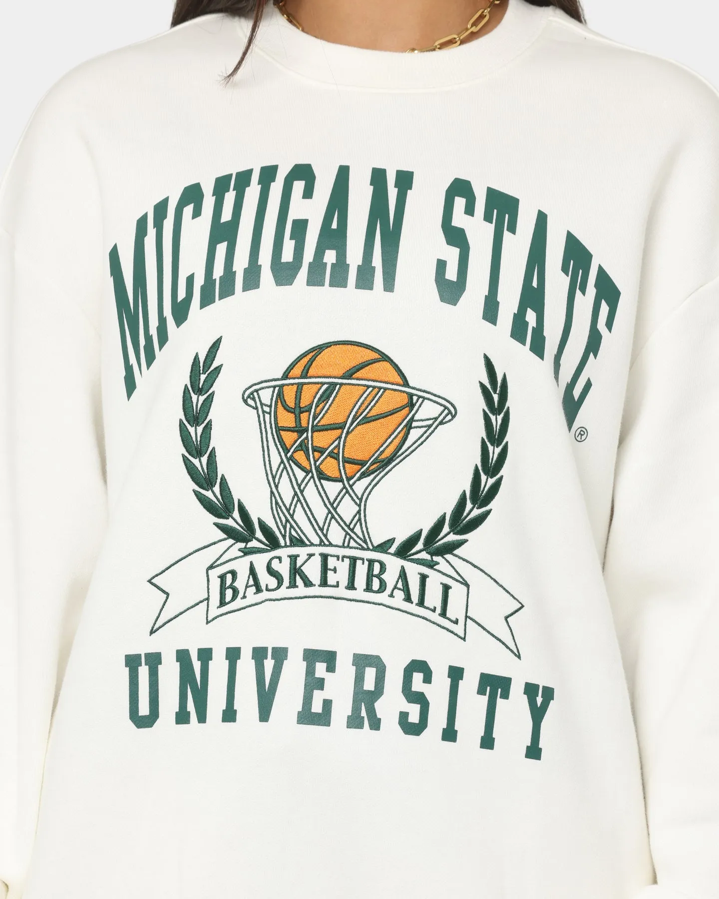 National Collegiate Athletic Association Women's Michigan State University Basketball Crest Crewneck Vintage White