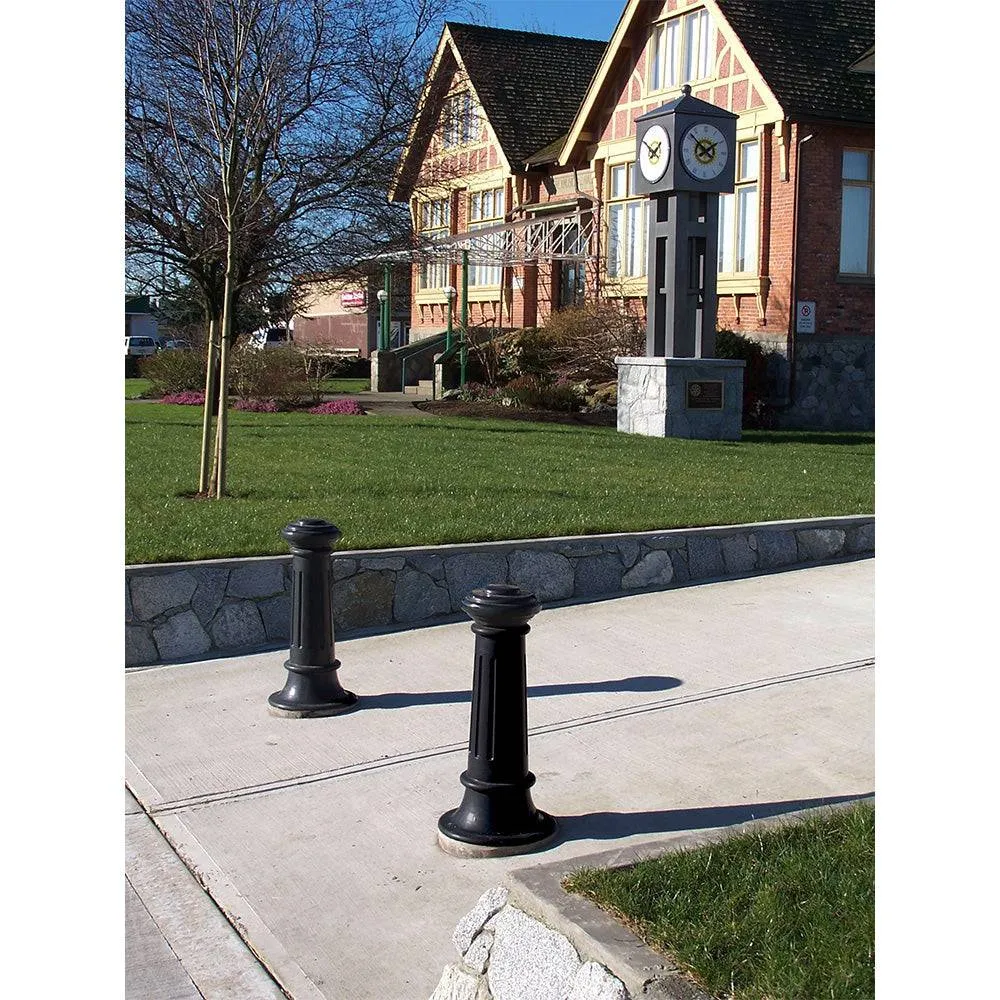 R-7581 Bollard: Elegant & Robust Security Feature