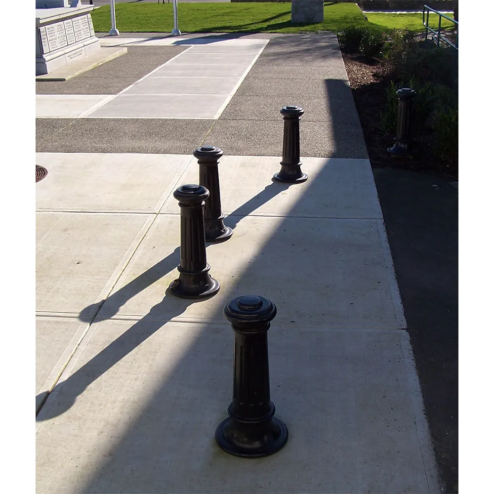 R-7581 Bollard: Elegant & Robust Security Feature