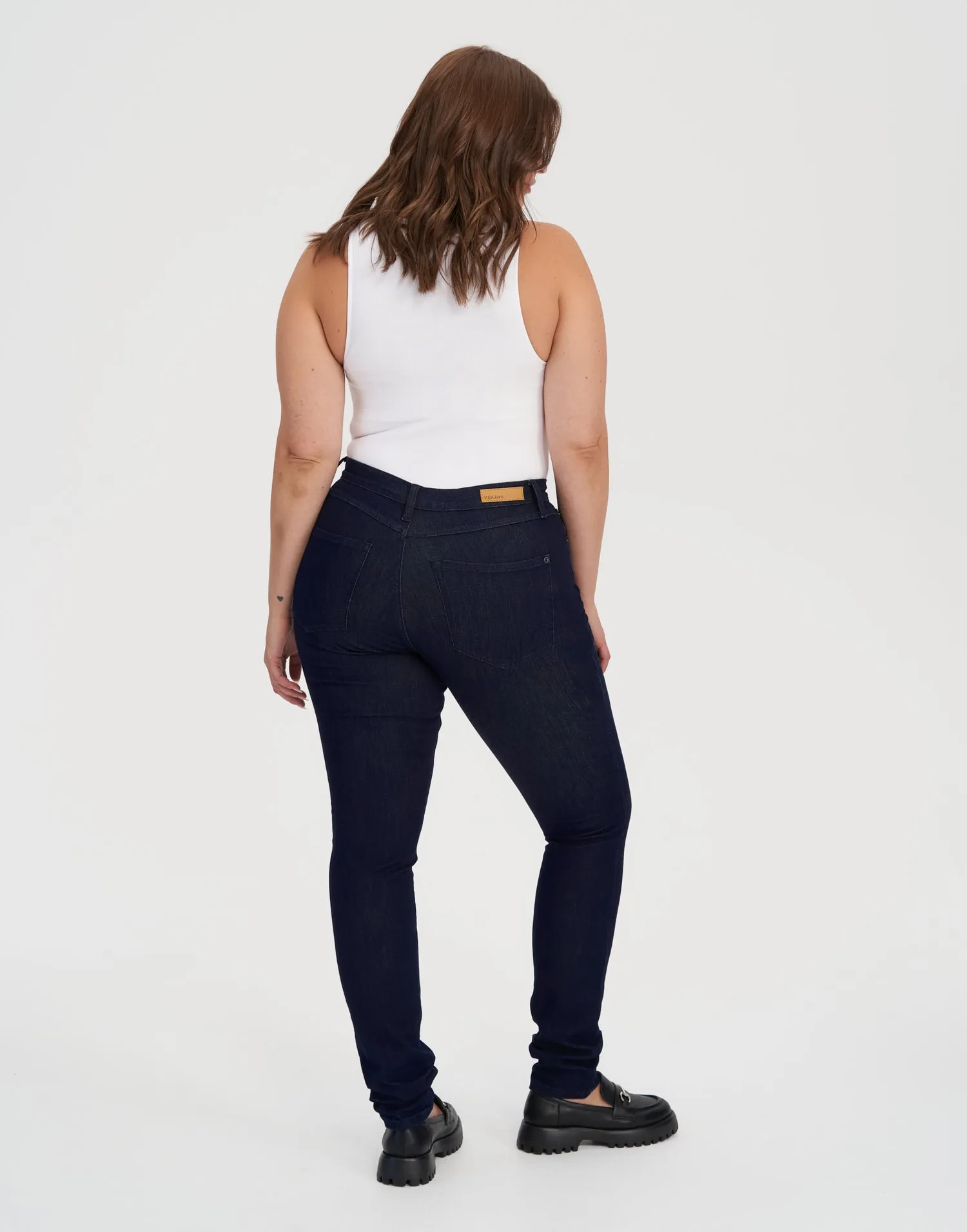 RACHEL SKINNY JEANS / 34" PRAGUE